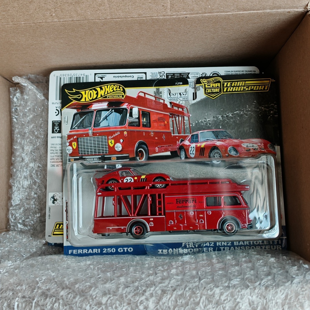 Hot Wheels Car Culture Team Transport